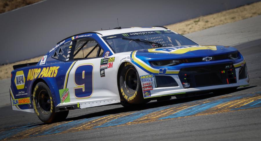  Chevrolet Camaro ZL1 NASCAR Race Car 2018 года  (фото 14 из 17)